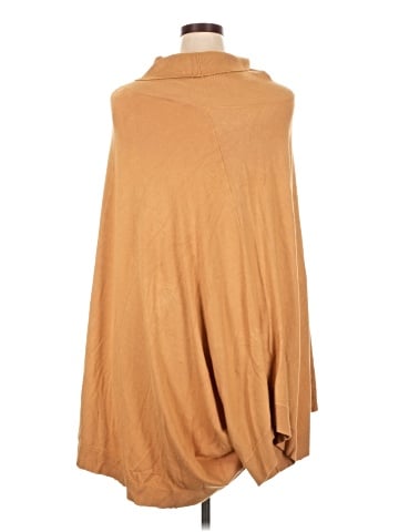 Ellos Poncho (view 2)