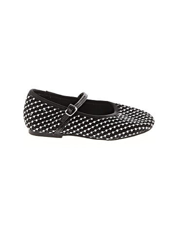 Zara Flats (view 1)