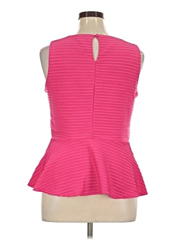 Bisou Bisou Sleeveless Top (view 2)