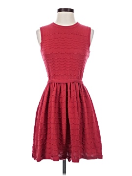 RED Valentino Women's Clothing On Sale Up To 90% Off Retail | ThredUp