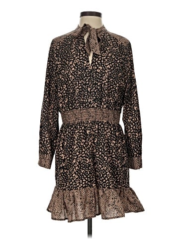 Goodnight Macaroon Casual Dress (view 1)