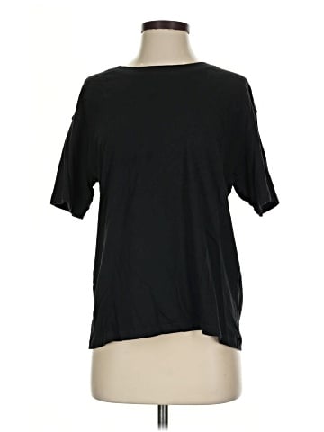 Victoria's Secret Short Sleeve T-Shirt (view 1)