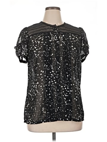 Xhilaration Short Sleeve Blouse (view 1)