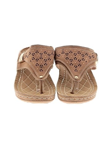 Unbranded Wedges (view 2)