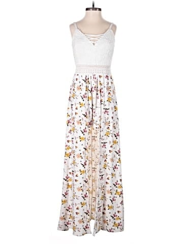 No Boundaries Casual Dress (view 1)