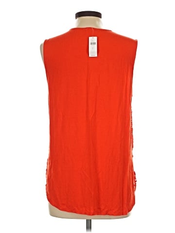 Tiny Sleeveless Blouse (view 2)