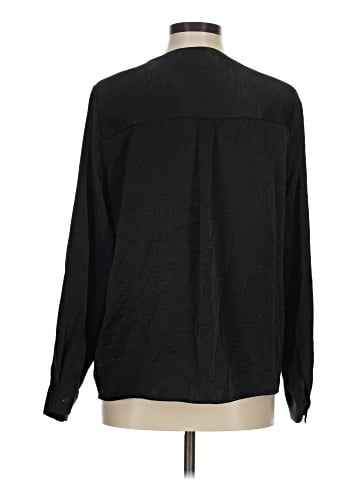 TWO by Vince Camuto Long Sleeve Blouse (view 2)