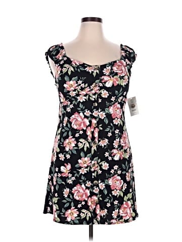 No Boundaries Casual Dress (view 1)