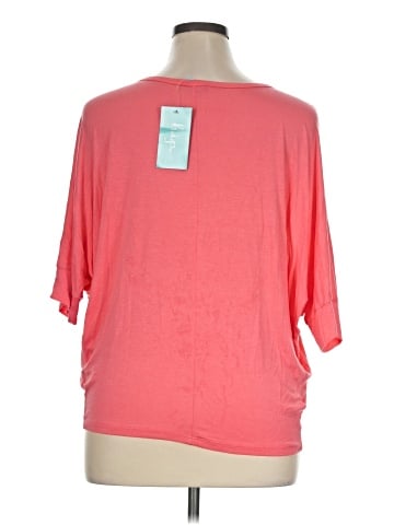 H.I.P. Happening in the Present 3/4 Sleeve Top (view 2)