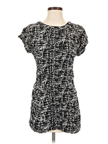 Twenty One Short Sleeve Top (view 1)