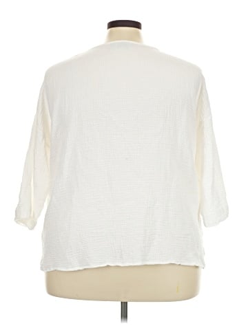 Jones & Co 3/4 Sleeve Top (view 2)