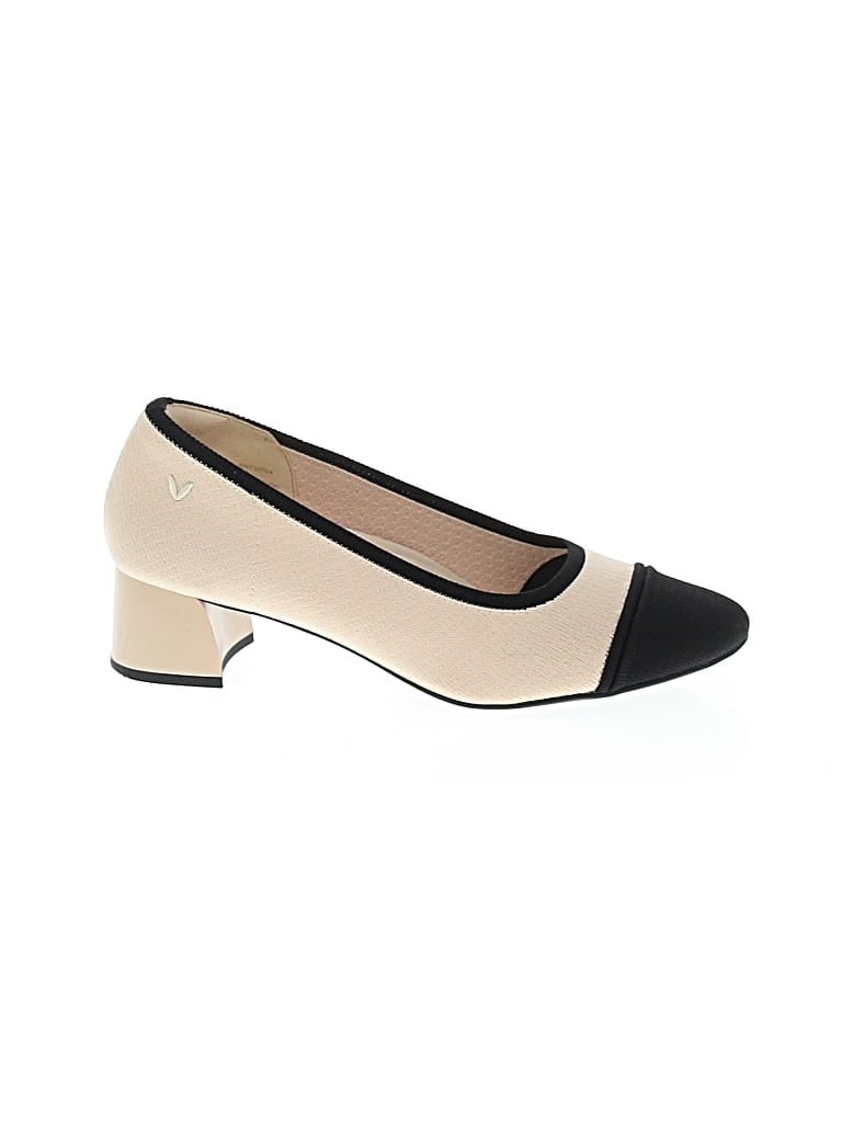 Pre-owned Vivaia Heels In Ivory