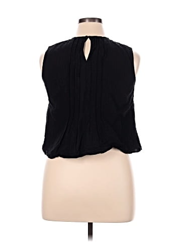 Uniqlo Sleeveless Blouse (view 2)