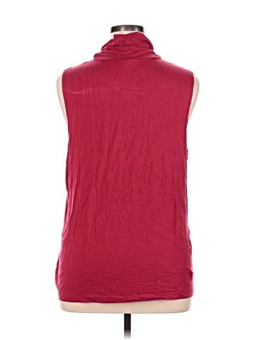 Leo & Nicole Sleeveless T-Shirt (view 2)