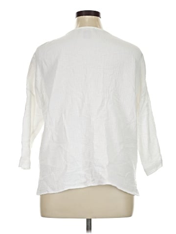 Jones & Co 3/4 Sleeve Top (view 2)