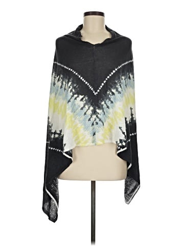 Kinross Poncho (view 1)