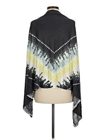 Kinross Poncho (view 2)