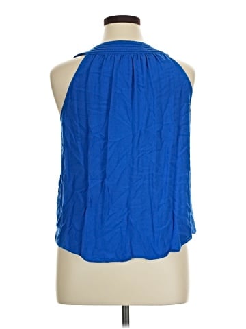 Elle Sleeveless Blouse (view 2)