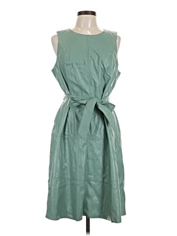 Simply Vera Vera Wang Casual Dress (view 1)
