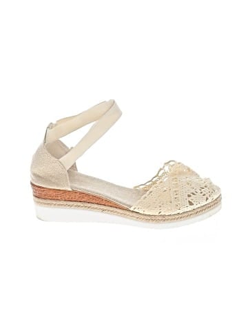 Unbranded Wedges (view 1)