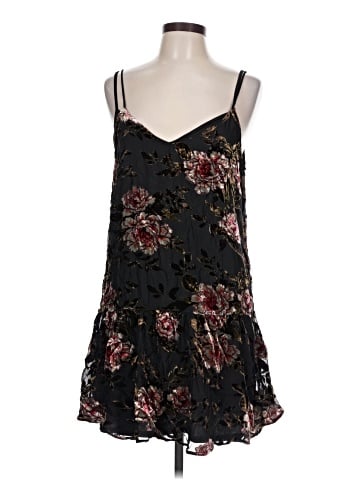 American Eagle Outfitters Casual Dress (view 1)