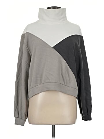 Abercrombie & Fitch Sweatshirt (view 1)