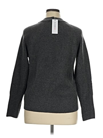 Liz Claiborne Pullover Sweater (view 2)