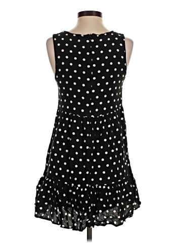 Urban Outfitters Casual Dress (view 2)