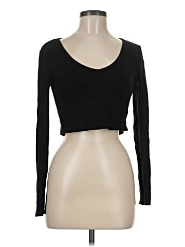 Forever 21 Long Sleeve T-Shirt (view 1)