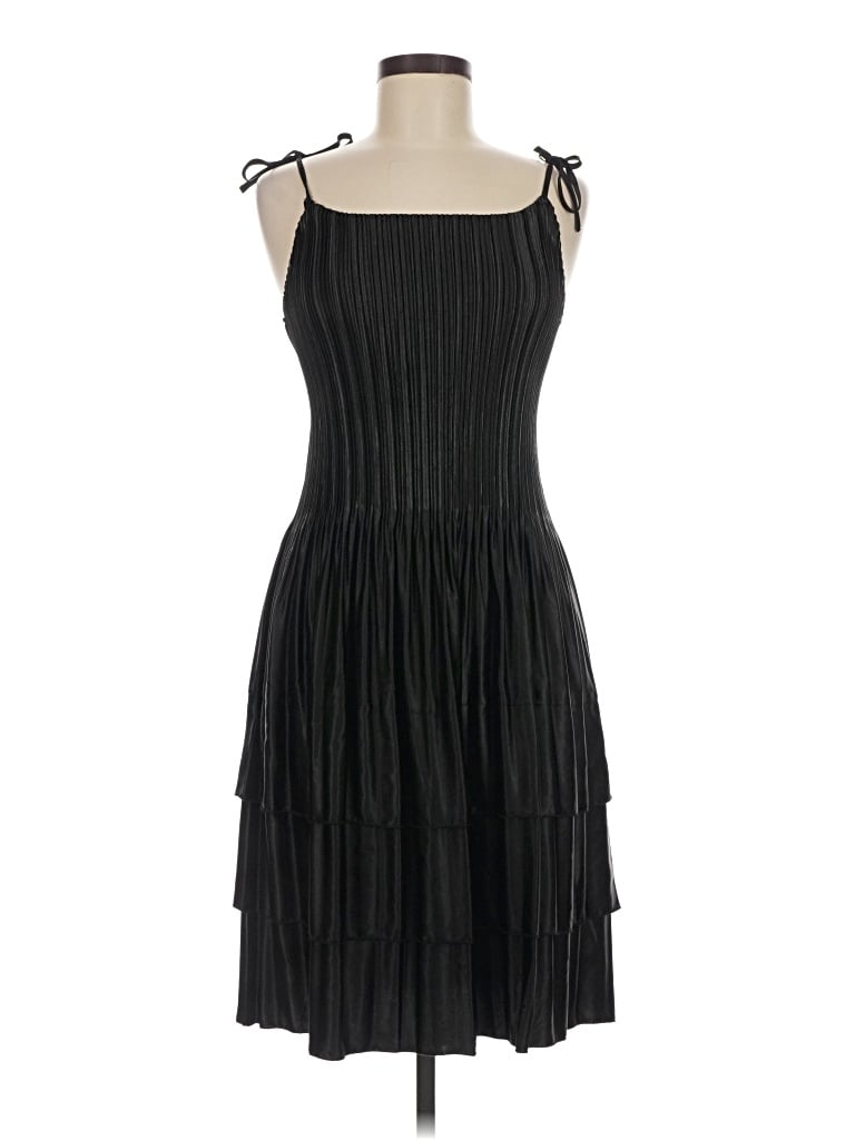 Pre-owned Magic Casual Dress In Black