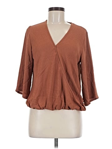 Mi ami 3/4 Sleeve Blouse (view 1)