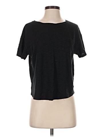 Old Navy Short Sleeve T-Shirt (view 1)