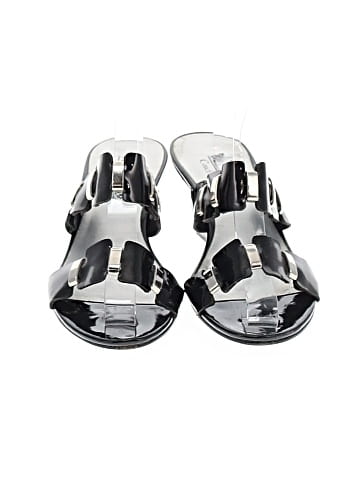 Coach and Four Wedges (view 2)