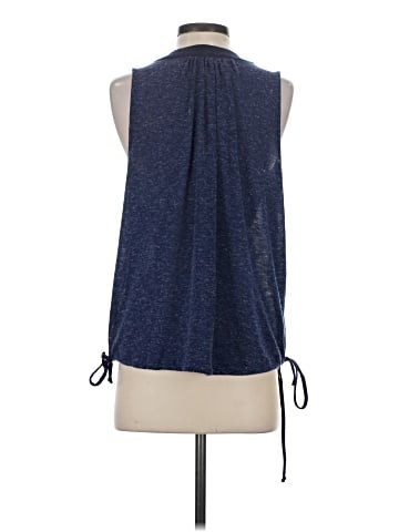 Eri + Ali Sleeveless T-Shirt (view 2)