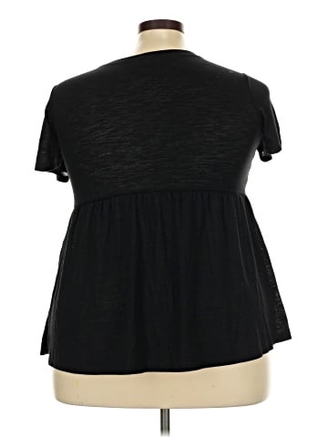 Torrid Short Sleeve T-Shirt (view 2)
