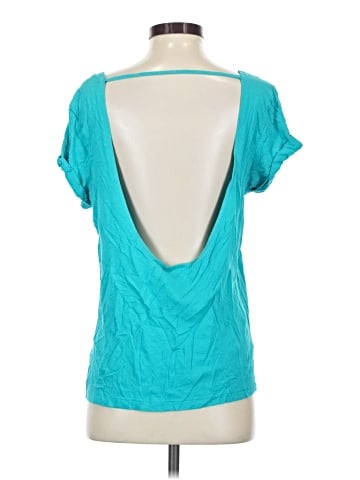 Victoria's Secret Pink Short Sleeve T-Shirt (view 2)