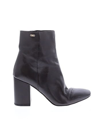 MICHAEL Michael Kors Ankle Boots (view 1)