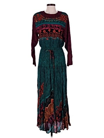 Carole Little Casual Dress (view 1)