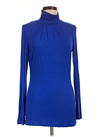 Venus Long Sleeve T-Shirt (view 1)