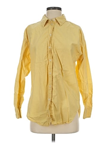 Universal Thread Long Sleeve Button-Down Shirt (view 1)