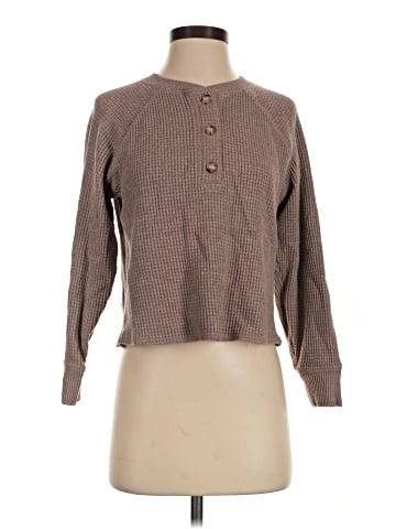 Old Navy Pullover Sweater (view 1)
