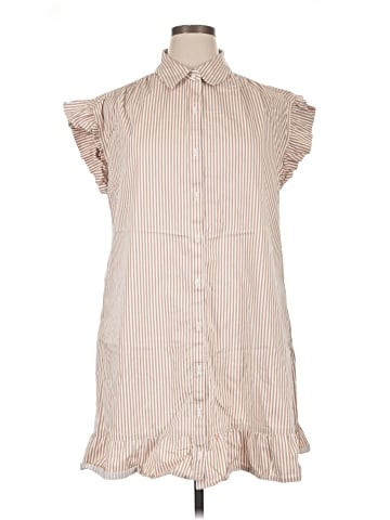 Crown & Ivy Casual Dress (view 1)