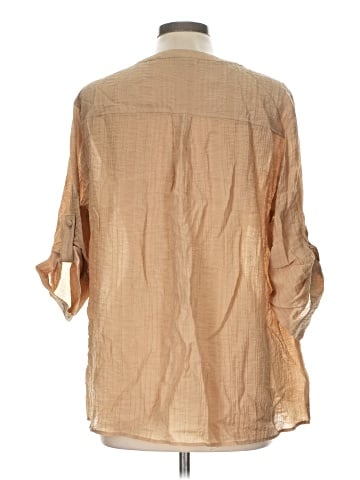 Torrid 3/4 Sleeve T-Shirt (view 2)