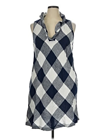 Crown & Ivy Casual Dress (view 1)