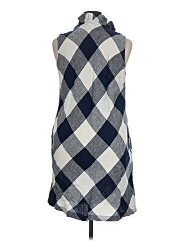Crown & Ivy Casual Dress (view 2)