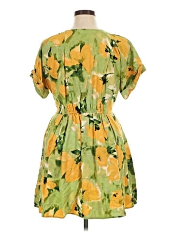 Simply Vera Vera Wang Casual Dress (view 2)