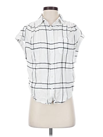 Japna Sleeveless Button-Down Shirt (view 1)
