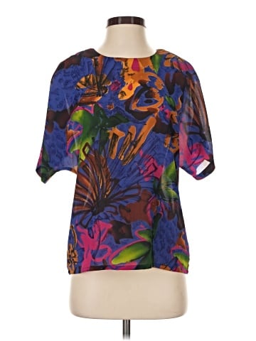 Nicola 3/4 Sleeve T-Shirt (view 1)