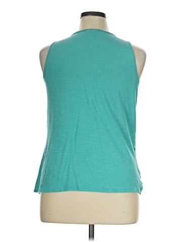 Elle Sleeveless Blouse (view 2)