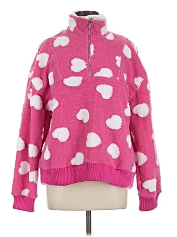 Karlie Fleece (view 1)